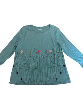 The Pyramid Collection Top 1X Floral Print Asymmetrical Tunic Button Accents